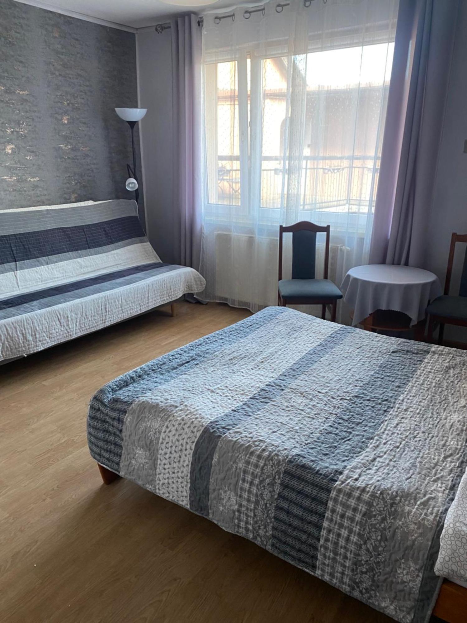 Ada - Pokoje Goscinne Леба Екстер'єр фото